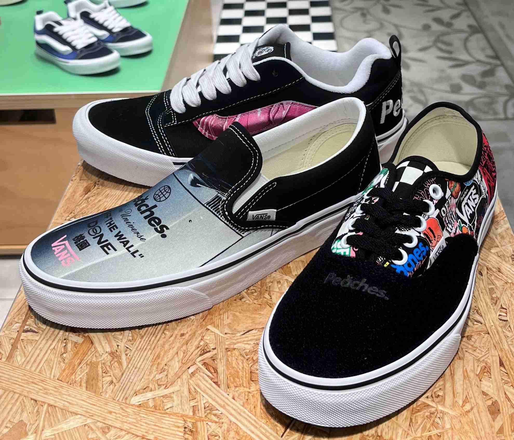 VANS PEACHES VANS MARK IS