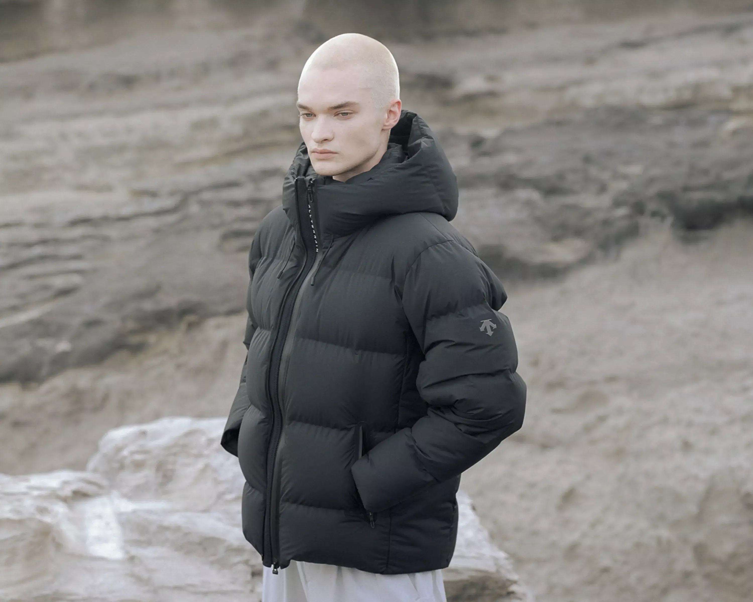 新作防水シェルジャケット | DESCENTE | ショップニュース